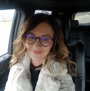 Meet your Posher, Kari